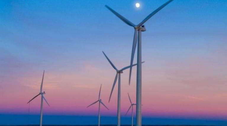 产生可再生能源的风力涡轮机-EDF亚博